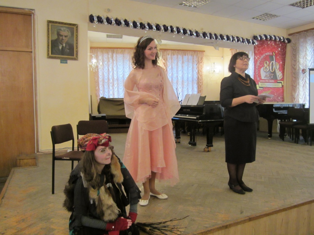 Баба Яга и Фея музыки.JPG